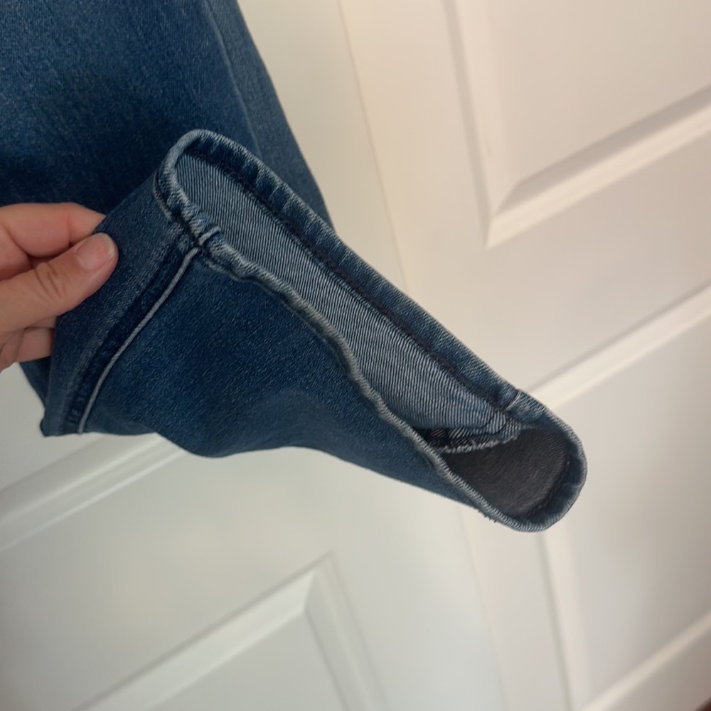 Old Navy Jeans - Picture 4 of 10